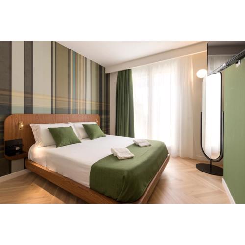 Metropolitan Suites