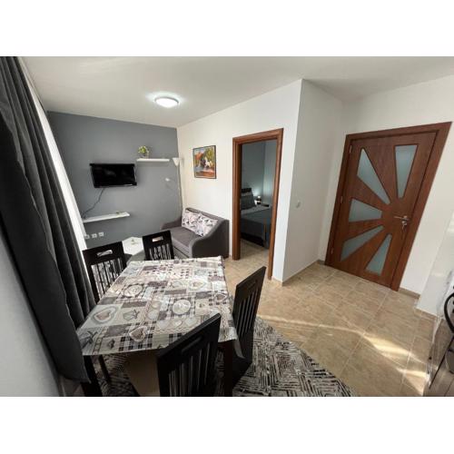 MH Apartments - Cozy & Quality One Bedroom