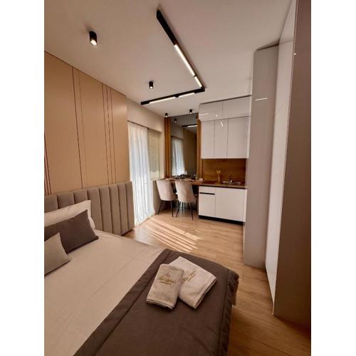 Mia Queens Apartments