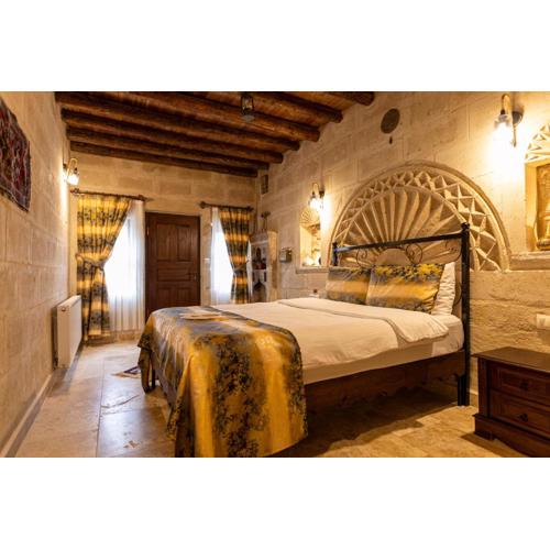 Midland Cave Suites