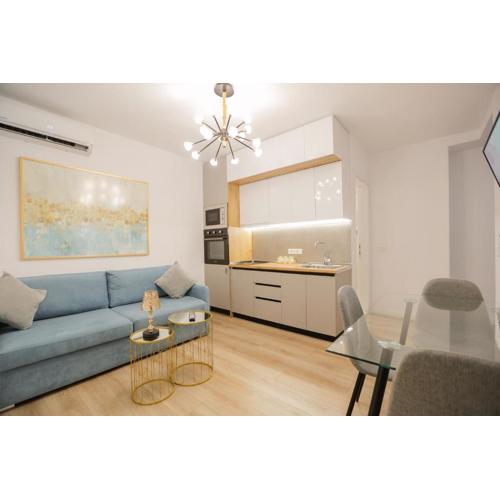 Miku Apartment-Adorable Apartment At Bllok Area