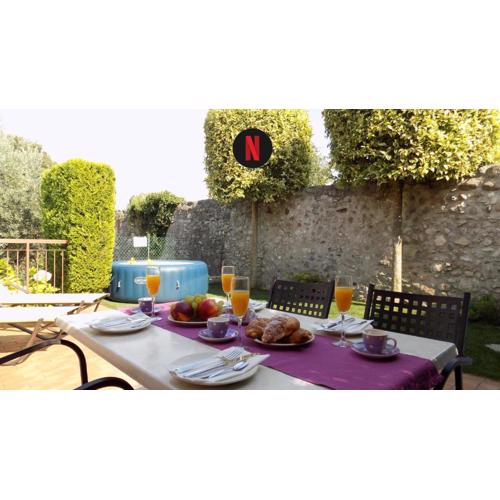 MillyHolidays - Apartment Lillà - Center - Nearby Beach - Private Garden - Spa Pool