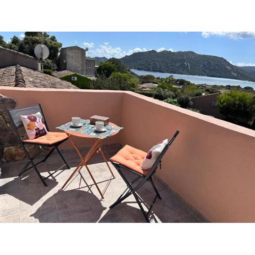 Mini-villa vue mer à Santa Giulia - Plage accessible à pied