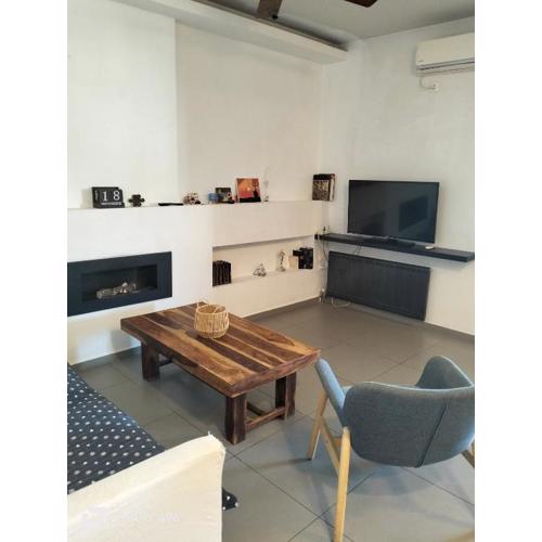 Minimal flat in Kalithea
