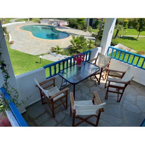 Minimal Resort with Pool in Siviri, 150m from the Sea