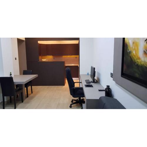 Minimal Studio in Paleo Faliro