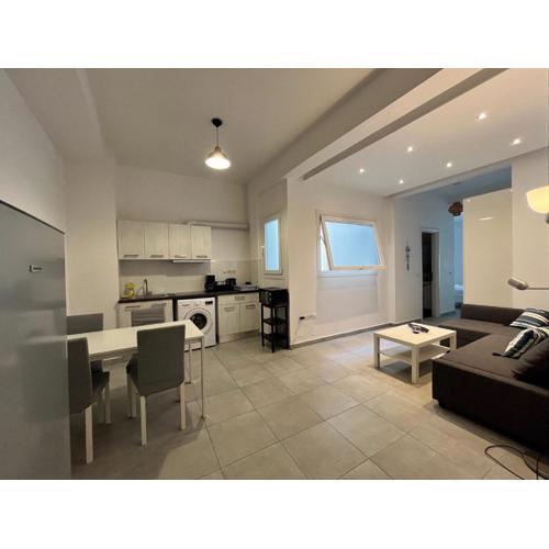 Mininal Omonoia Central Studio apartment