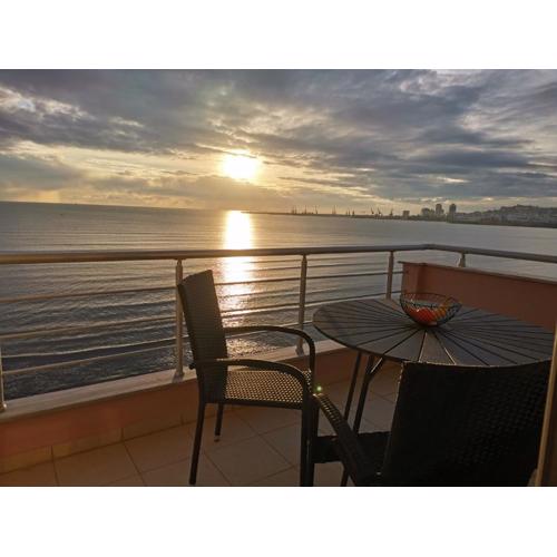Mira Beach Apartment 303