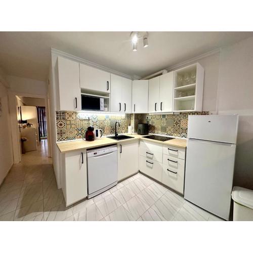Mira Torre Apartment