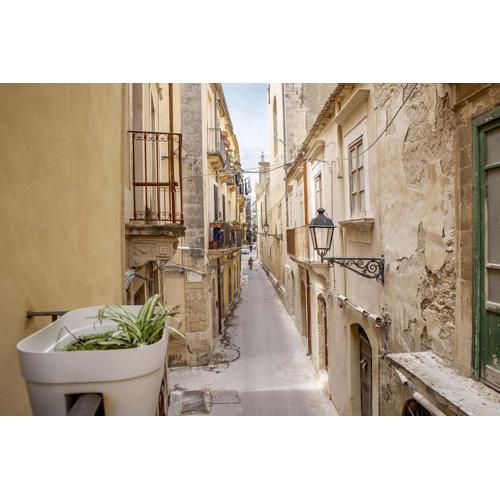 Mirabella Apartment in Ortigia by Wonderful Italy