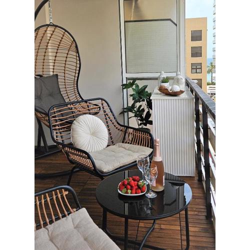 MIRADOR FAMILY HOME