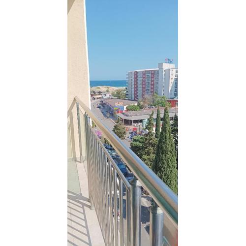 Miramar Palace 612S