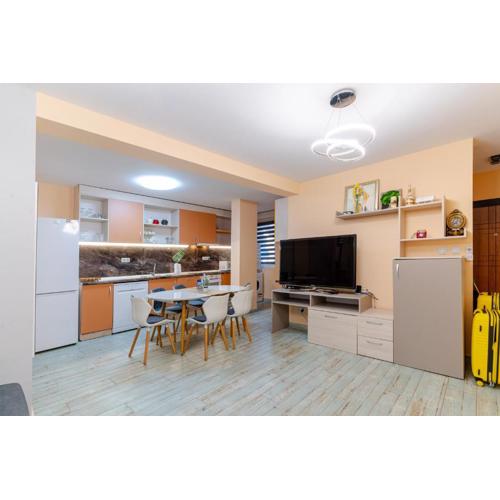 Mirela Guest Apartment