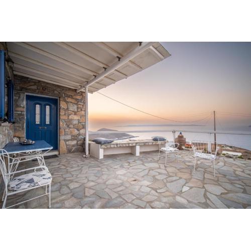 Mitato View Serifos Platis Gialos