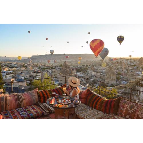 Mithra Cave Hotel
