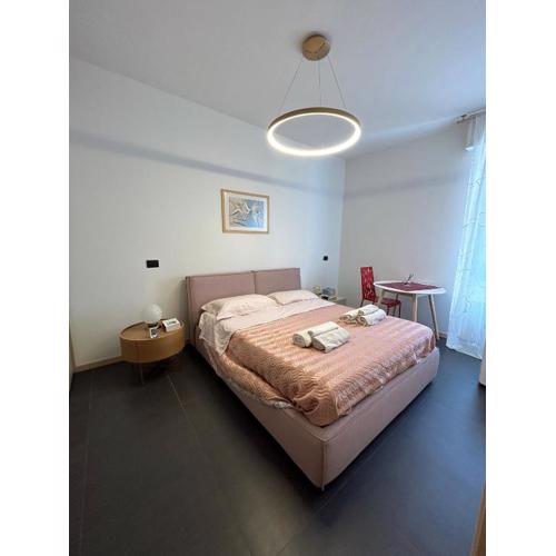 M&M BERGAMO CENTER - Modern flat with FREE WIFI-NETFLIX and welcome Italian coffee