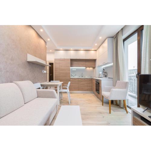 M&M Modern & Multifunctional One Bedroom Apartment by Flat Mаnager