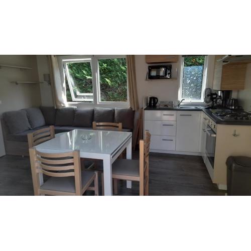 MOBILHOME EN BORD DE MER sur camping 4 étoiles