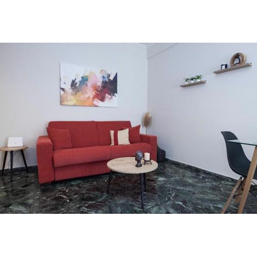 Modern 1 Bd Balcony Apt Near Metro in Kato Patisia