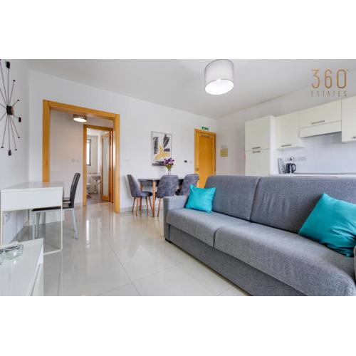 Modern 1BR Penthouse with Terrace in St Julians by 360 Estates