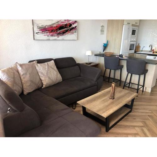 Modern 2 bed penthouse Américas centre of town with a pool and ocean views