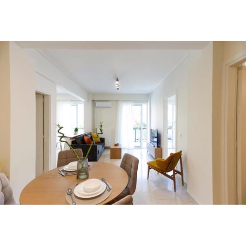 Modern 2-Bedroom Apartment in Downtown Glyfada