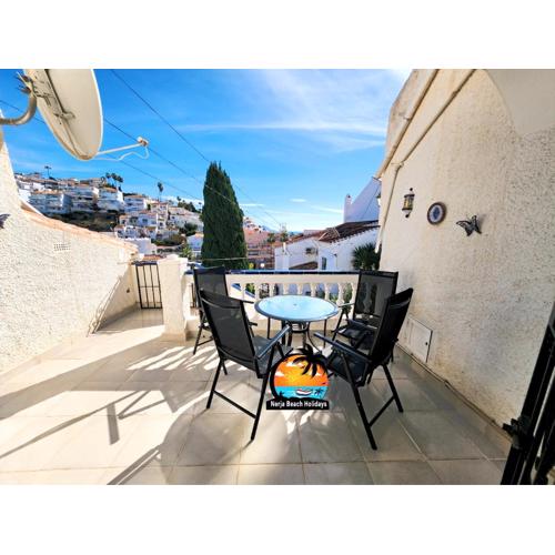 Modern 2 Bedroom Apartment near Burriana Beach