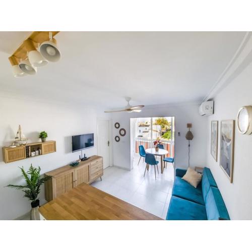 Modern 2 Bedroom with lovely rooftop terrace