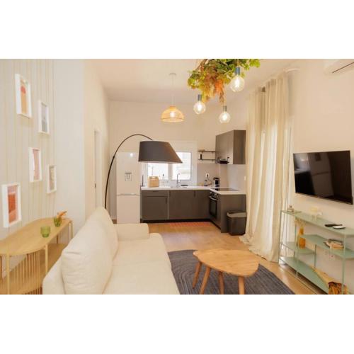 Modern 2BDR apartment in Pagrati