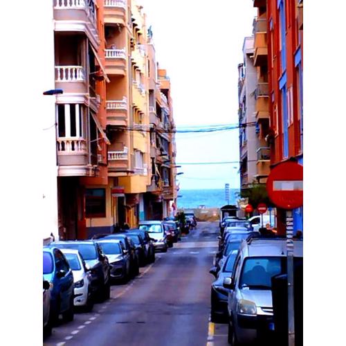 Modern Apartment 3mins walk to Playa del cura beach