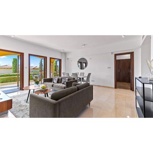 Modern Apartment AP02 - Zodia with private garden, Aphrodite Hills