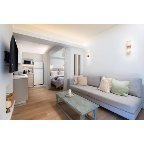 Modern apartment at Edem beach