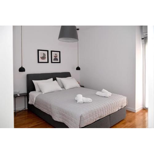 Modern Apartment in Ipitou, Plaka