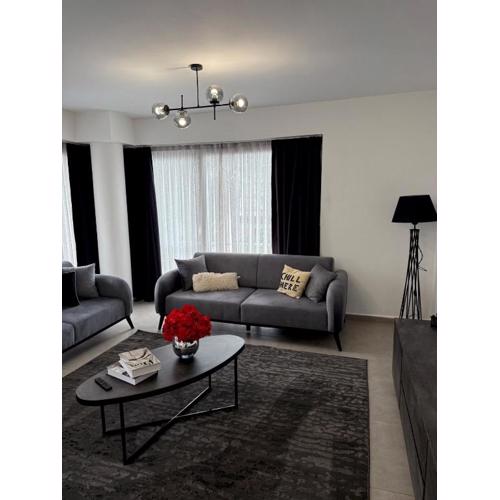 Modern Apartment in Kyrenia Center
