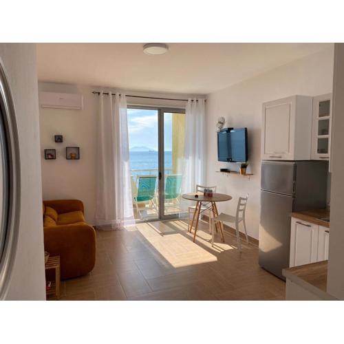 Modern Apartment in Lungomare, Vlore
