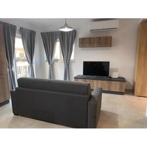 Modern Apartment in Qawra