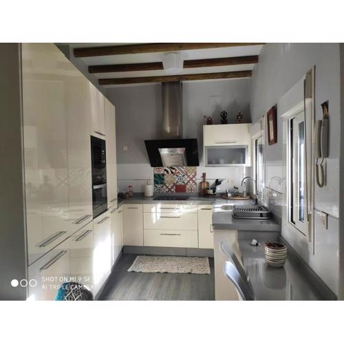 Modern apartment in Seville with air conditioning, 55 m²