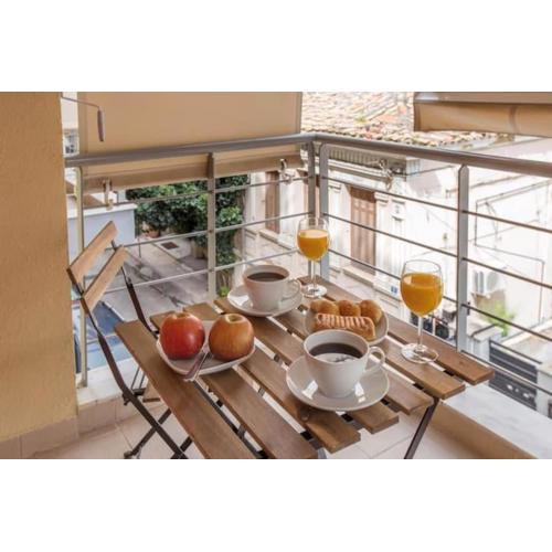 Modern Apartment in the Heart of the City
