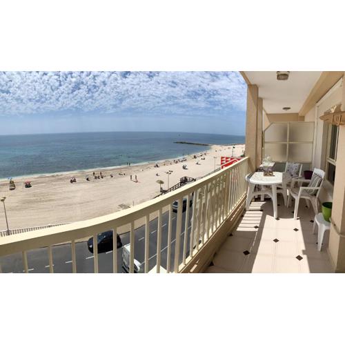 Modern apartment in Torrevieja with sea view, 120 m²