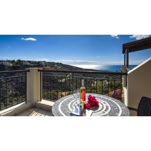Modern Apartment U6 with Beautiful Sea Views, Aphrodite Hills
