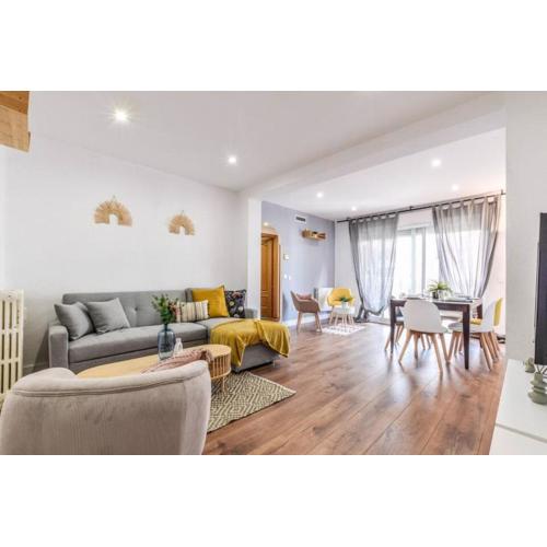 Modern apartment with light and charm in Retiro