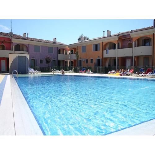 Modern apartment with swimming pool - Beahost