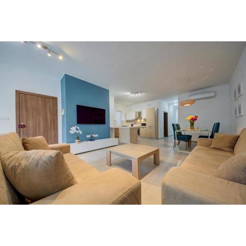 Modern & Central Apartment Near St Julian by JL