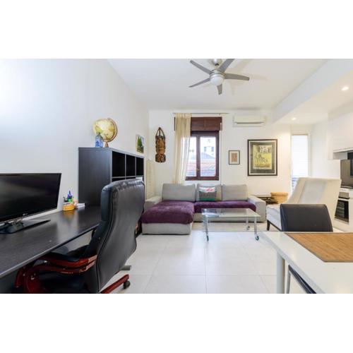 Modern Condo in Goya with Balcony - Retiro park