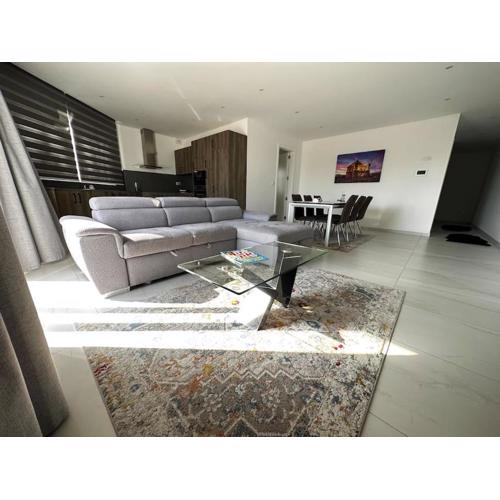 Modern & Cosy Apartment in Marsaxlokk