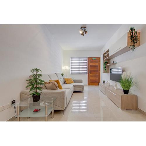 Modern & Cozy 3BR Maisonette with private Terrace in Marsascala by 360 Estates
