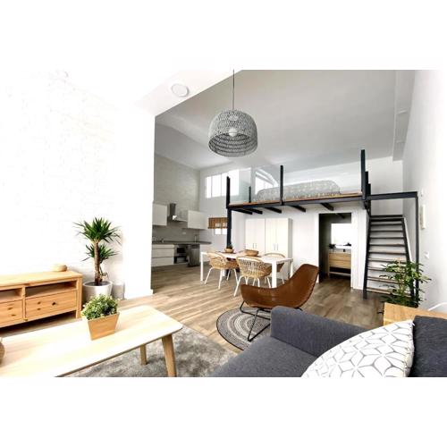 Modern double height loft near Las Canteras