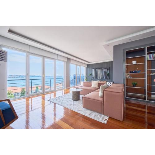 Modern Duplex Bosphorus View Apartment with Teracce