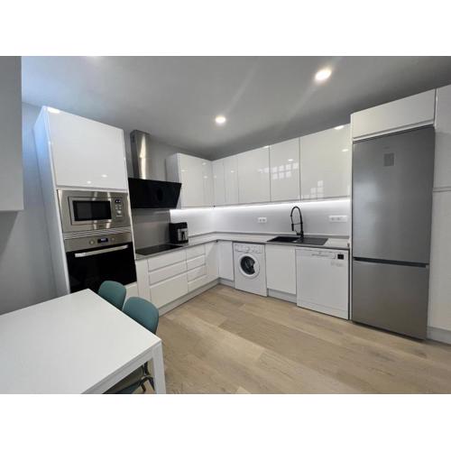 Modern duplex next to the beach!
