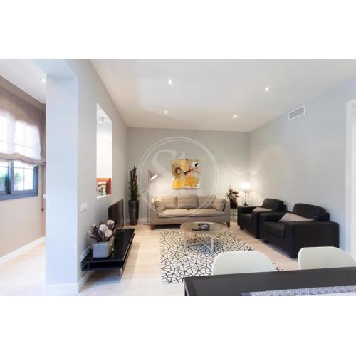 Modern Eixample Apartment